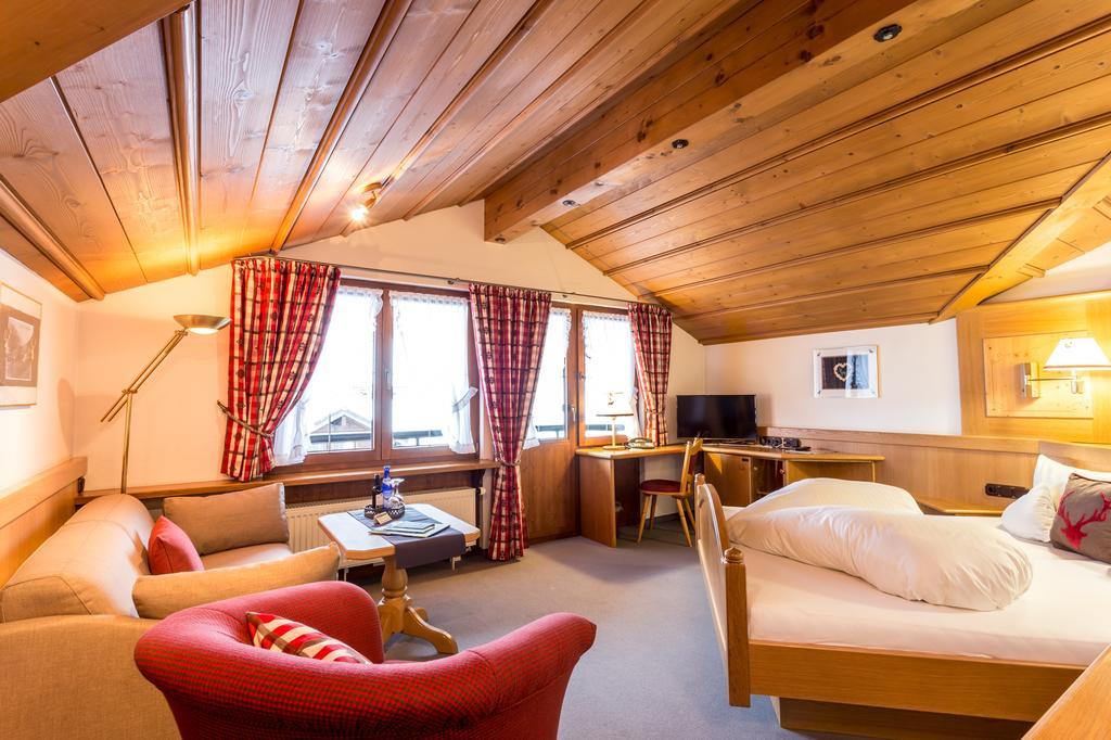 Hotel Bergruh Оберстдорф Экстерьер фото